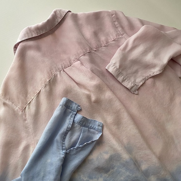 Anthropologie Cloth & Stone Dip Dye Blue Pink Button Down shirt Sz M - Picture 6 of 14
